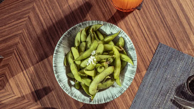 Low-Calorie Snacks That Are Actually Filling: What to Buy